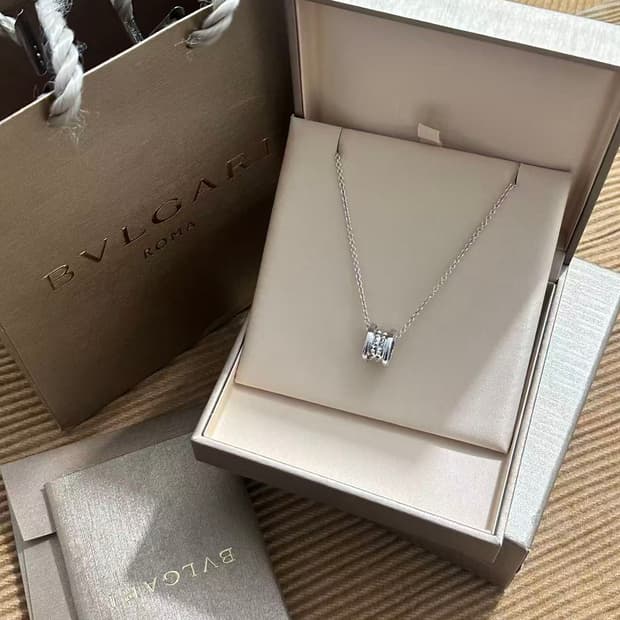 불가리 목걸이