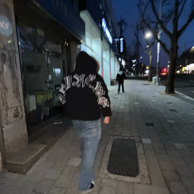 M)슈프림 포우 퍼 집업 후드 스웨트셔츠 블랙 - 25FW