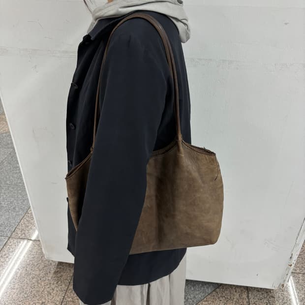 no brand cowhide tote bag