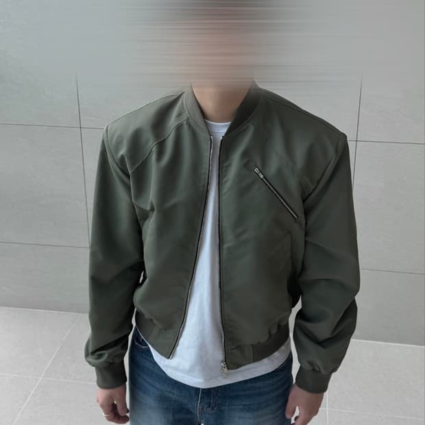 준느 j26 봄버 카키