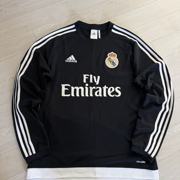 아디다스 레알 마드리드 트레이닝 탑 105