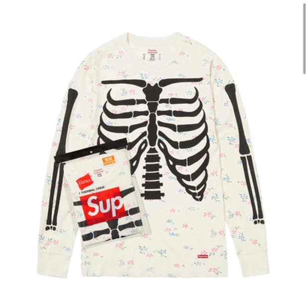 슈프림 헤인즈 본즈 플로럴 구해요ㅜ!