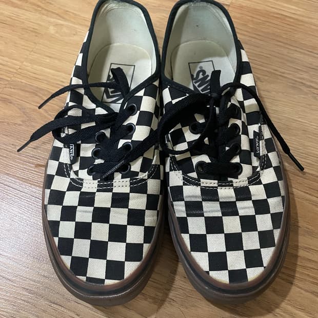 반스 체커보드 240