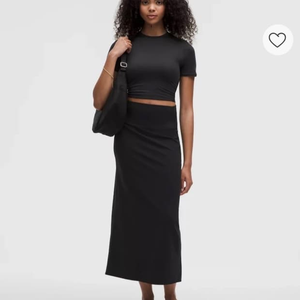 룰루레몬 nulu 슬림핏 하이라이즈 맥시스커트