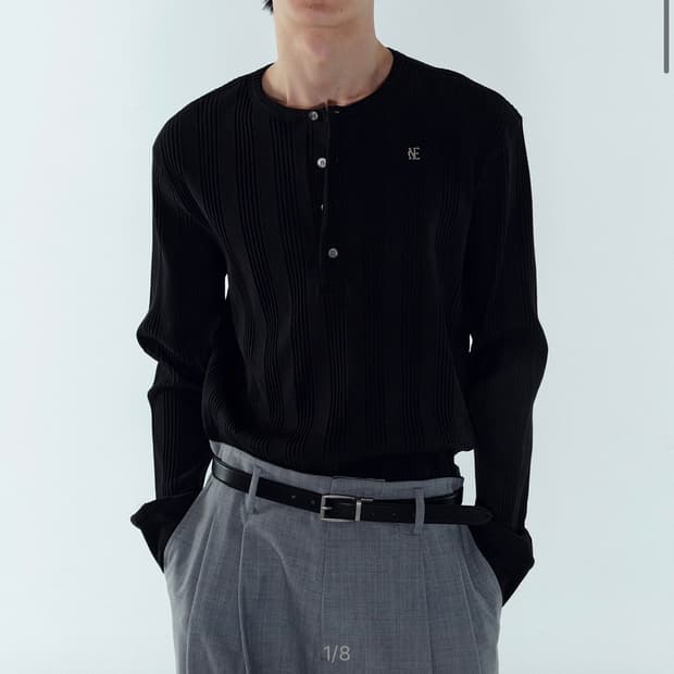 노이스 헨리넥 m