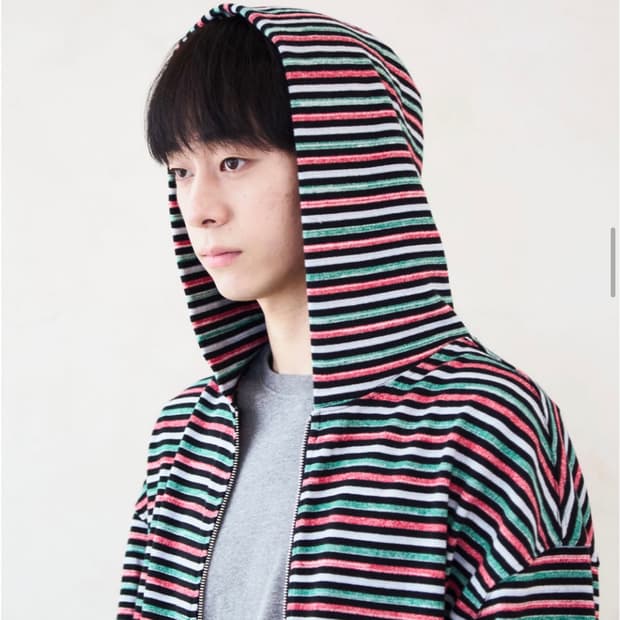 키마우라 스트라이프 후드집업 블랙