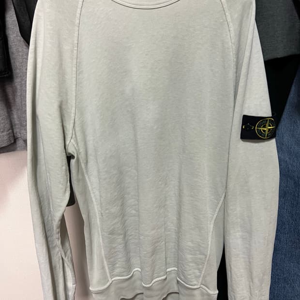 스톤아일랜드 맨투맨