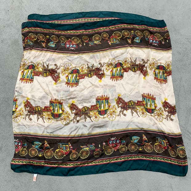 에르메스 실크 스카프