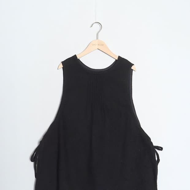  AUBE Linen Blend Vest