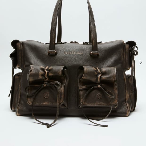 아크네 스튜디오 멀티 포켓 백 (라지)