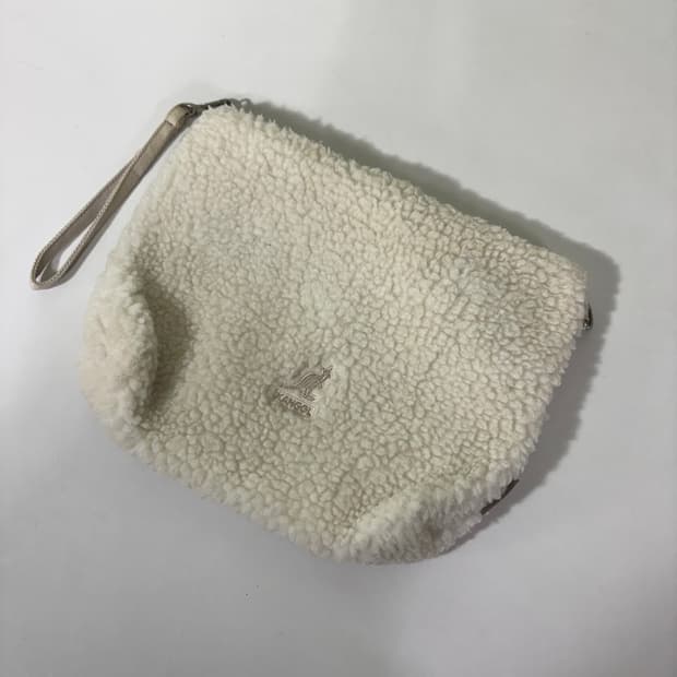 OS 캉골 아이보리 뽀글이 후리스 클러치백