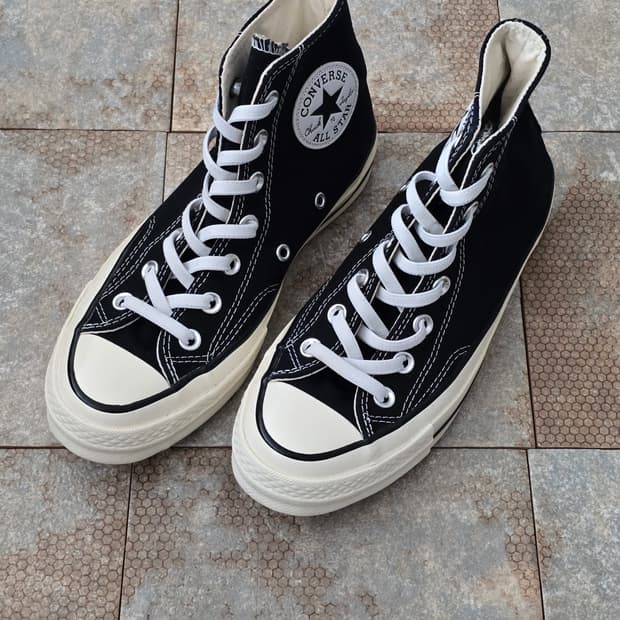 (235)컨버스 척 70 클래식 블랙 하이 스니커즈