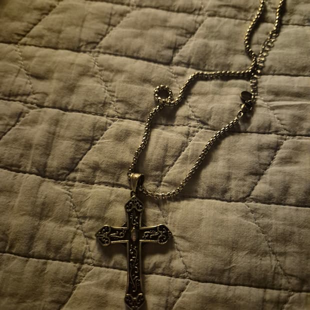 십자가 목걸이