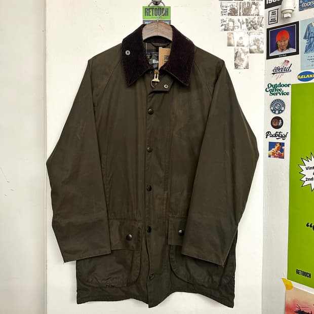 바버 클래식 뷰포트 왁스 자켓 ‘세이지’