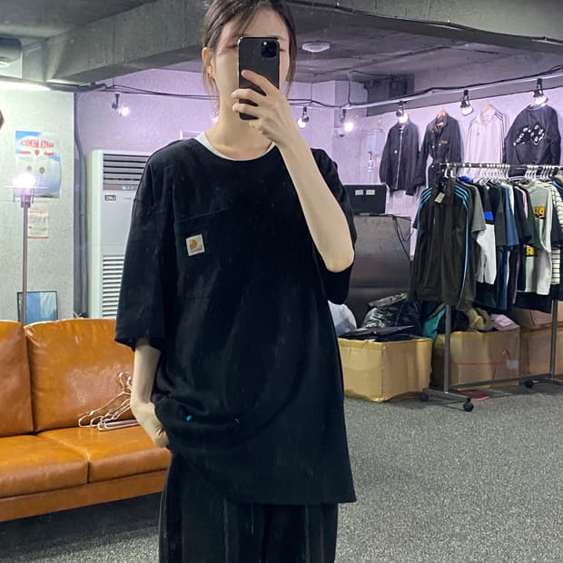 칼하트 포켓로고 루즈핏 반팔티 B1627