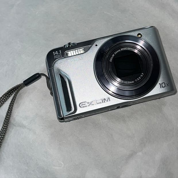 카시오 H15 엑슬림 CASIO EX-H15 디지털 카메라