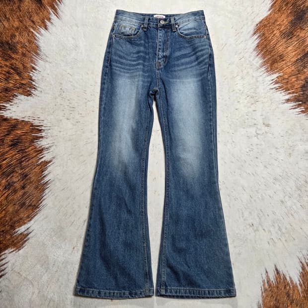 중청 워싱 부츠컷 데님팬츠