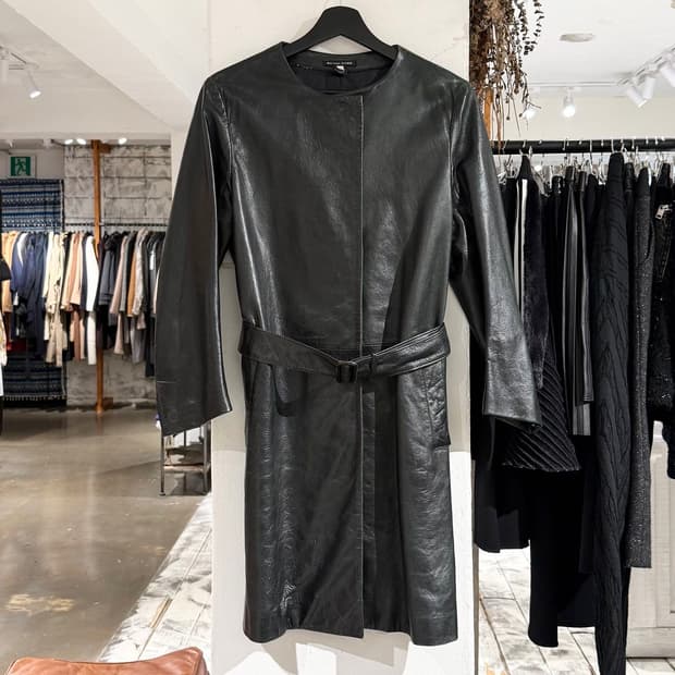 마틴싯봉 딥 그린 리얼레더 벨티드 롱 코트