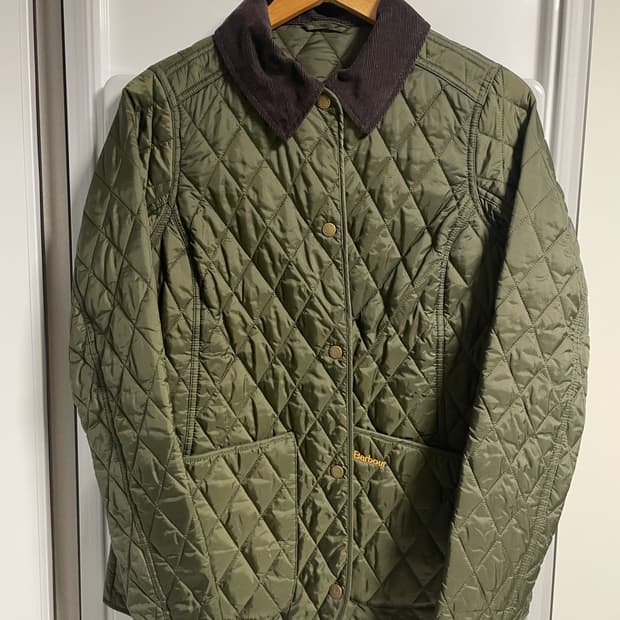 바버 퀼팅 올리브 uk10