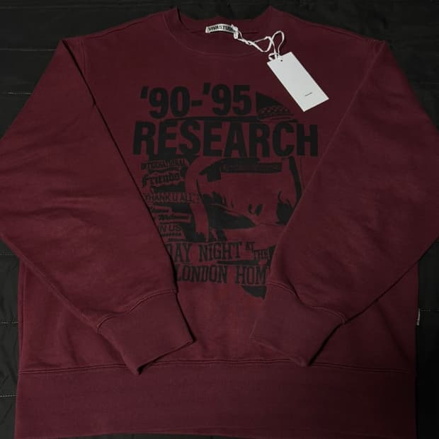 비바스튜디오 리서치 맨투맨 마룬 (M)