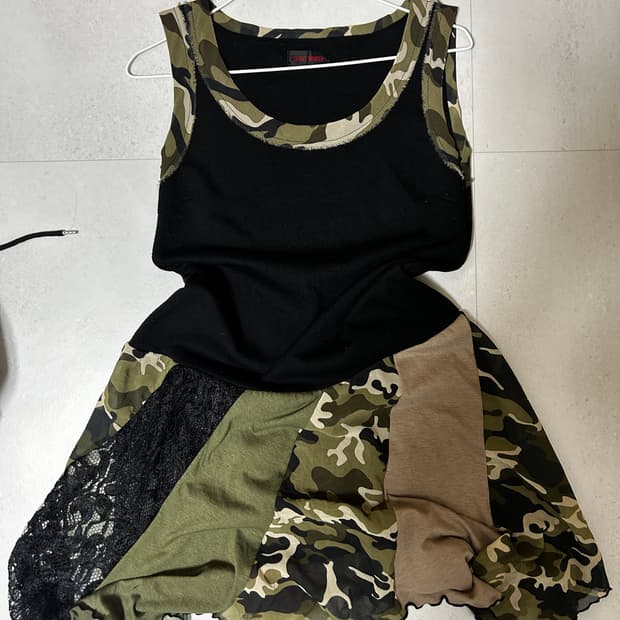 카모 슬리브리스 원피스 y2k