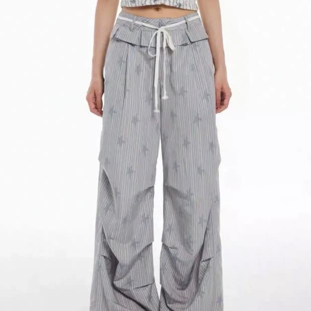 The light official 플리츠 스트라이프 팬츠