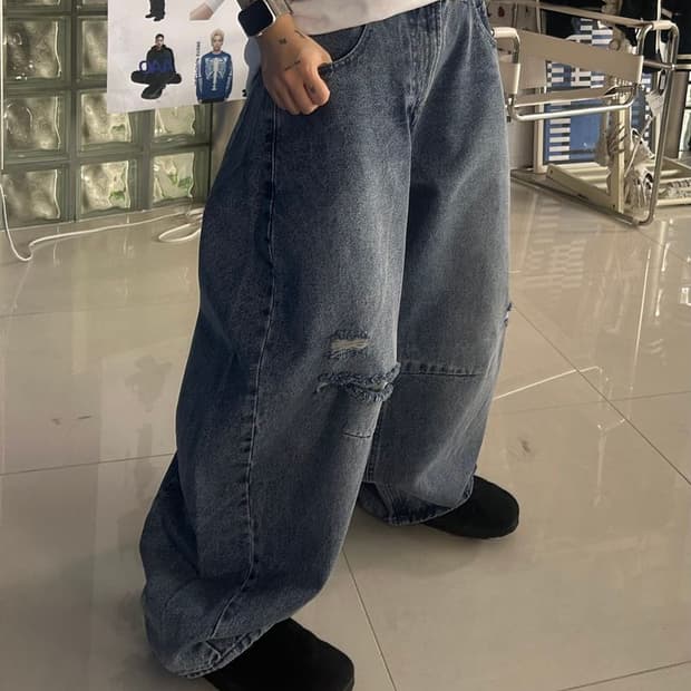 SILHOUETTE CUR 와이드 실루엣 커브 데미지 데님 팬츠
