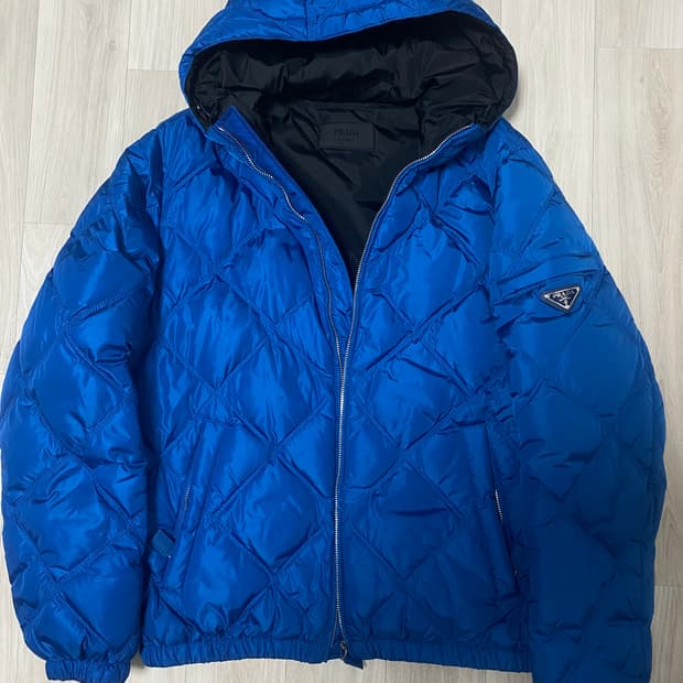 정품 프라다 패딩 경량패딩