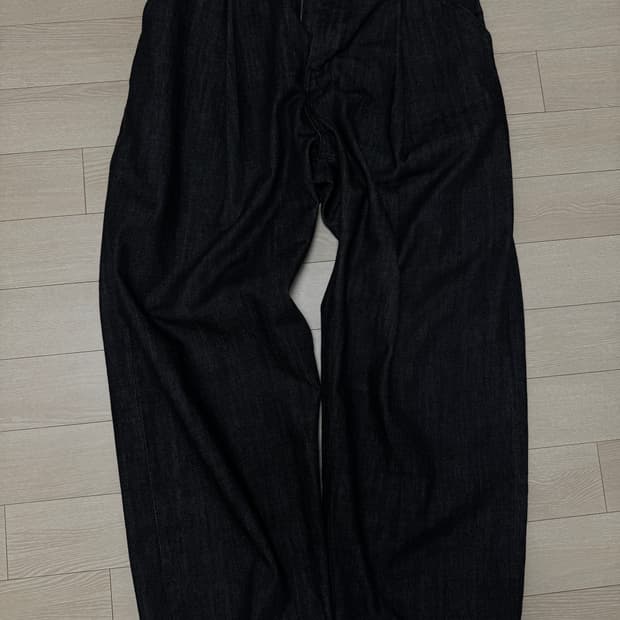 YOUTH 스트럭쳐 와이드 데님 블랙