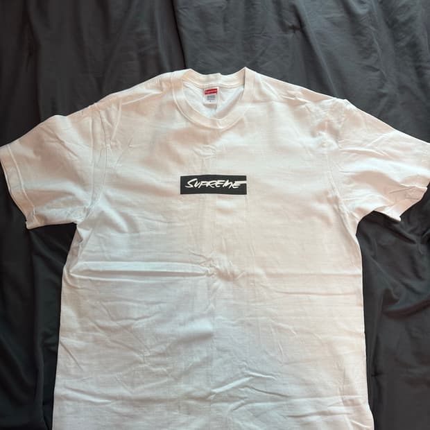 [L]슈프림 24ss 푸츄라 박스로고 반팔