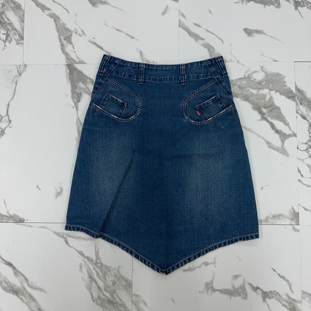 Levi's 리바이스 언밸런스 데님 스커트