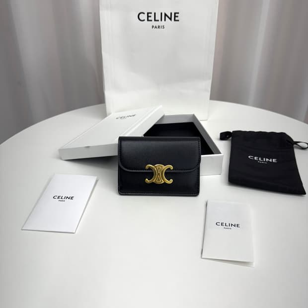 [풀박스] 셀린느 트리오페 플랩 카드지갑 블랙