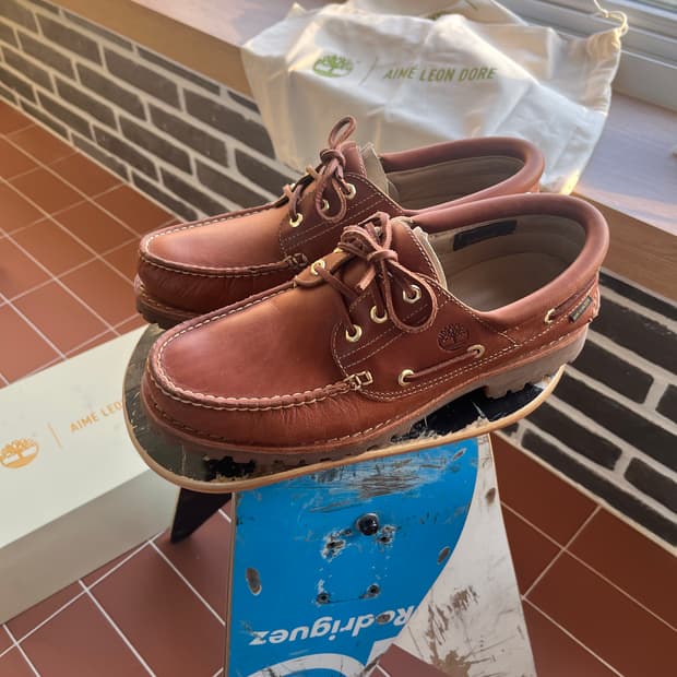 팀버랜드 x 에임레온도르 3아이 보트슈즈 미디움 브라운