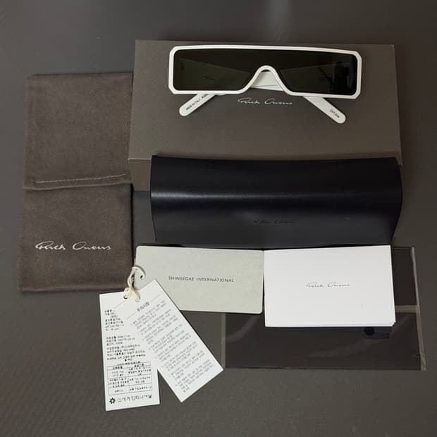 (OS) Rick Owens 릭오웬스 Geth 게스 선글라스 화이트