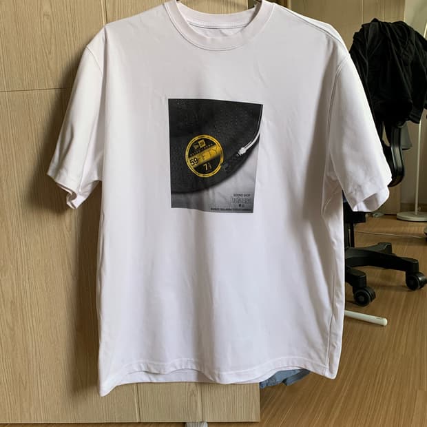 뉴에라 반팔