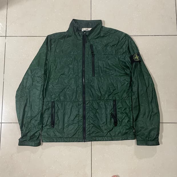 스톤아일랜드 바람막이