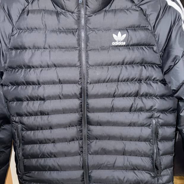 아디다스 경량패딩 M