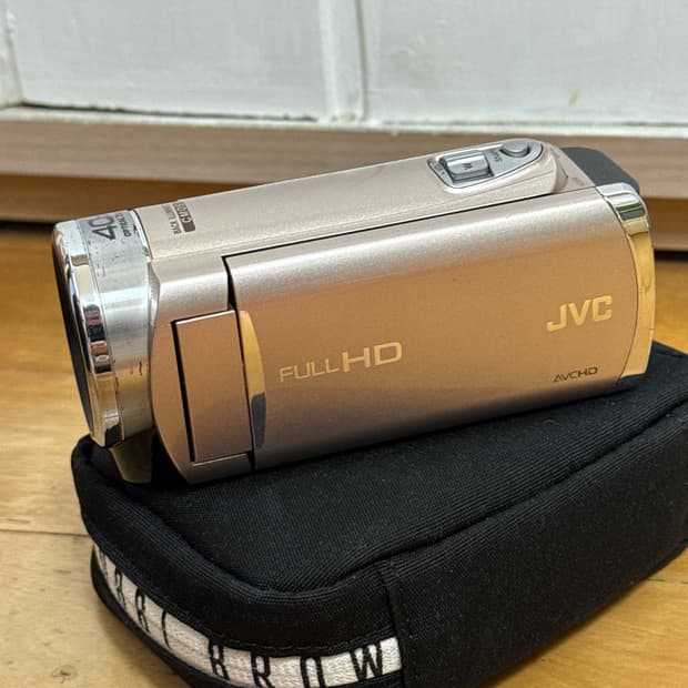 JVC GZ-E117 카리나 캠코더 빈티지 카메라