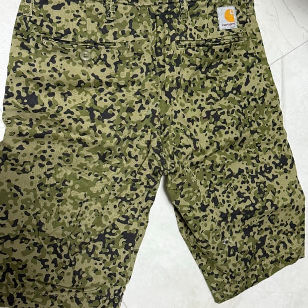 칼하트 카모 버뮤다팬츠 28사이즈