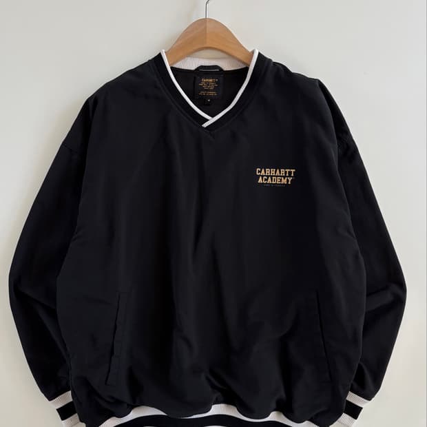 Carhartt 칼하트 블랙 브이넥 웜업