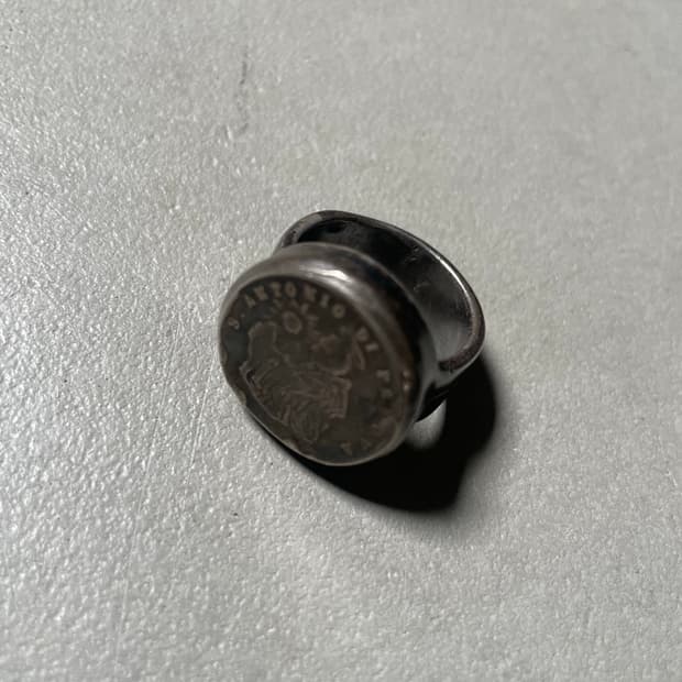 Japanese Saint Antonio Medal Ring