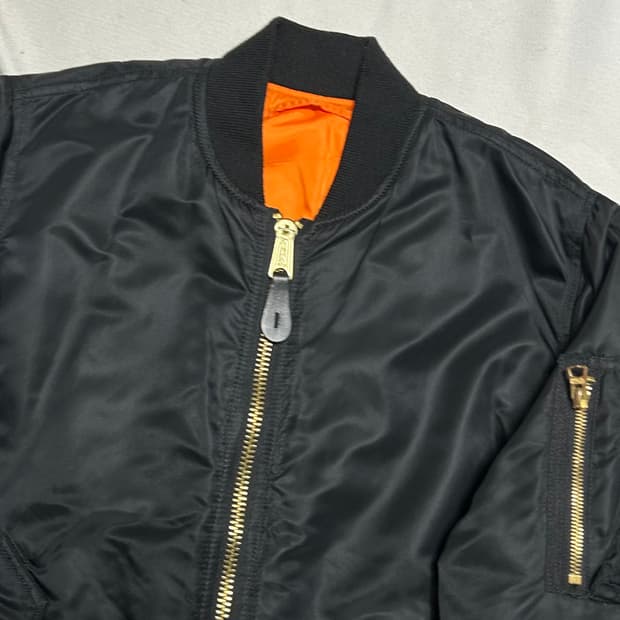 XS 알파인더스트리 리버시블 MA-1 항공 자켓