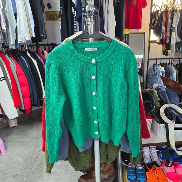 트렌드콜렉션 그린 꽈배기 가디건 (1349)