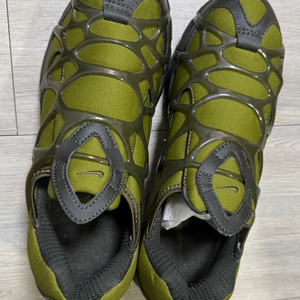 나이키 에어 쿠키니 필그림 세쿼이아