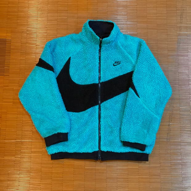 나이키 빅스우시 리버시블 플리스