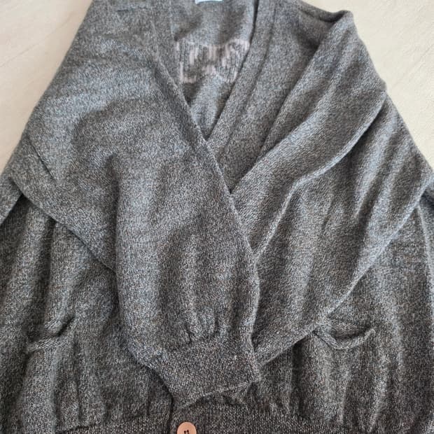마리아노 그랜파 가디건 판매합니다 m사이즈