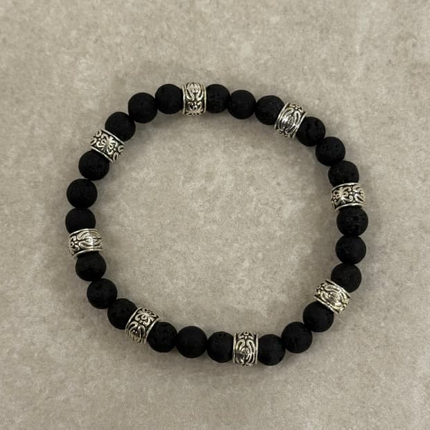 화산석 실버 포인트 팔찌