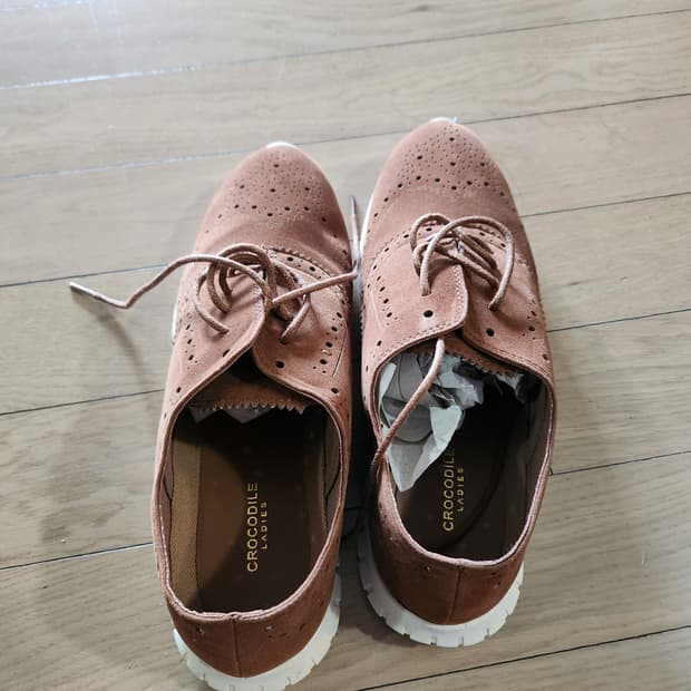 크로커다일 레이디스 브라운 245