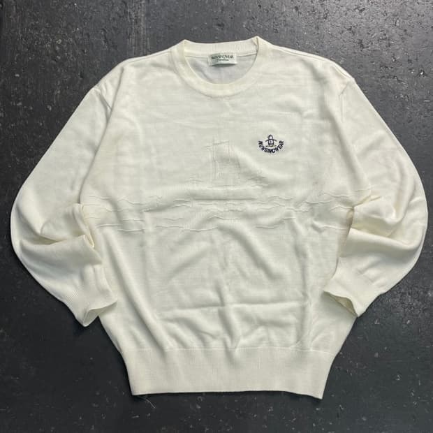 100 먼싱웨어 니트 