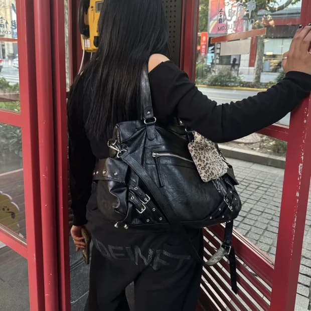 deinet 다이닛 스터드 포켓 빅백 블랙 가방 숄더백 크로스백